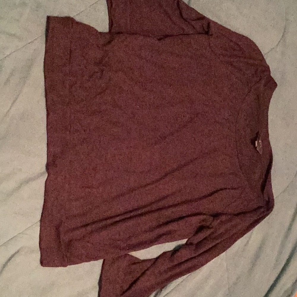 Woman’s super soft burgundy top